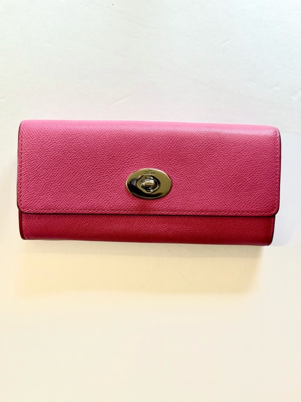 Coach Turnlock Accordian Wallet Pink Leather with Removable Red/Orange Insert